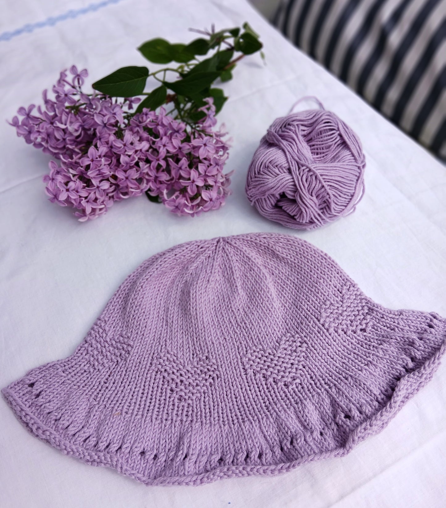 Sunny Heart Hat